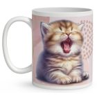 Kérd a Neveddel - Ásító cuki cicus mintás bögre