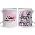 Névvel kérhető - Fodrász manólány az asztalnál mintás bögre