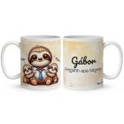 Névvel kérhető - Cuki lajhár Nyakkendős Apa és két gyerek mintás bögre