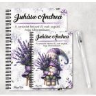 Személyre szabható - Levendulás manó egy csokorral mintás füzet