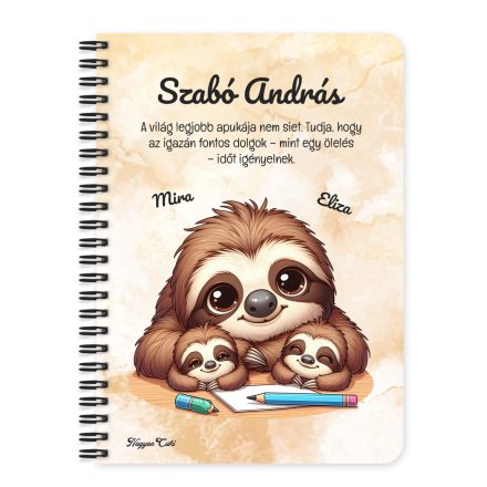 Személyre szabható - Cuki lajhár Apa és két gyereke mintás füzet