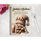 Személyre szabható kávés manó lány - Kávé és könyv mintás A6-os füzet