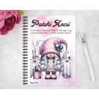 Személyre szabható - Fodrász manólány az asztalnál mintás A6-os füzet