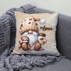 Névvel kérhető - Kávés manó cuki lajhárral mintás párna