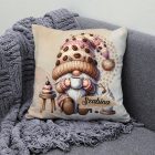 Névvel kérhető - Kávés manó sütikével mintás párna