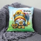 Névvel kérhető - Hintázó napraforgós manó mintás párna