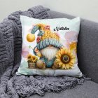Névvel kérhető - Cuki sapkás napraforgós manó mintás párna