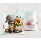 Névvel kérhető - A legcukibb napraforgós manó lány mintás párna