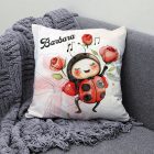 Névvel kérhető - Cuki táncoló katica mintás párna
