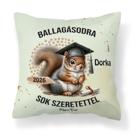 Névvel kérhető Mókus mintás párna - 2026 évi Ballagásra
