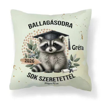 Névvel kérhető Mosómedve mintás párna - 2026 évi Ballagásra