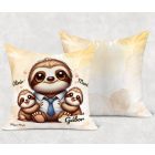 Névvel kérhető - Cuki lajhár Nyakkendős Apa és két gyerek mintás párna