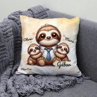 Névvel kérhető - Cuki lajhár Nyakkendős Apa és két gyerek mintás párna