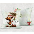 Névvel kérhető - Cuki karácsonyi őzike és a díszek mintás párna